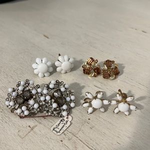 4 sets vintage’20’s-50’s screw back earrings Duane unmarked possibly silver